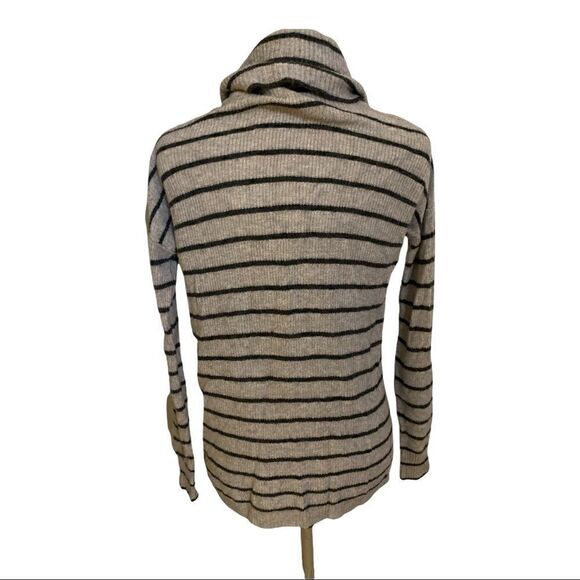 Madewell | Ribbed Turtleneck Wool Blend Sweater in Gray Stripe | XS - Picture 6 of 9